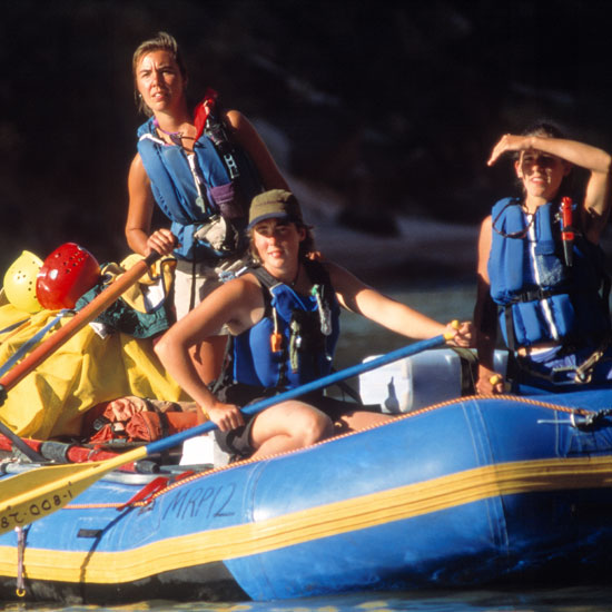 high-concept-water-rafting-adventure-tour